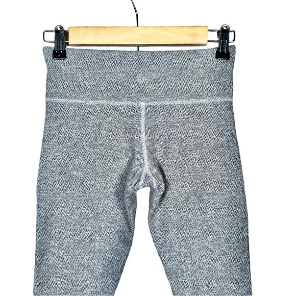 LULULEMON Wunder Under High-Rise Crop 21" Full-On Luxtreme in Herringbone - Picture 8 of 10